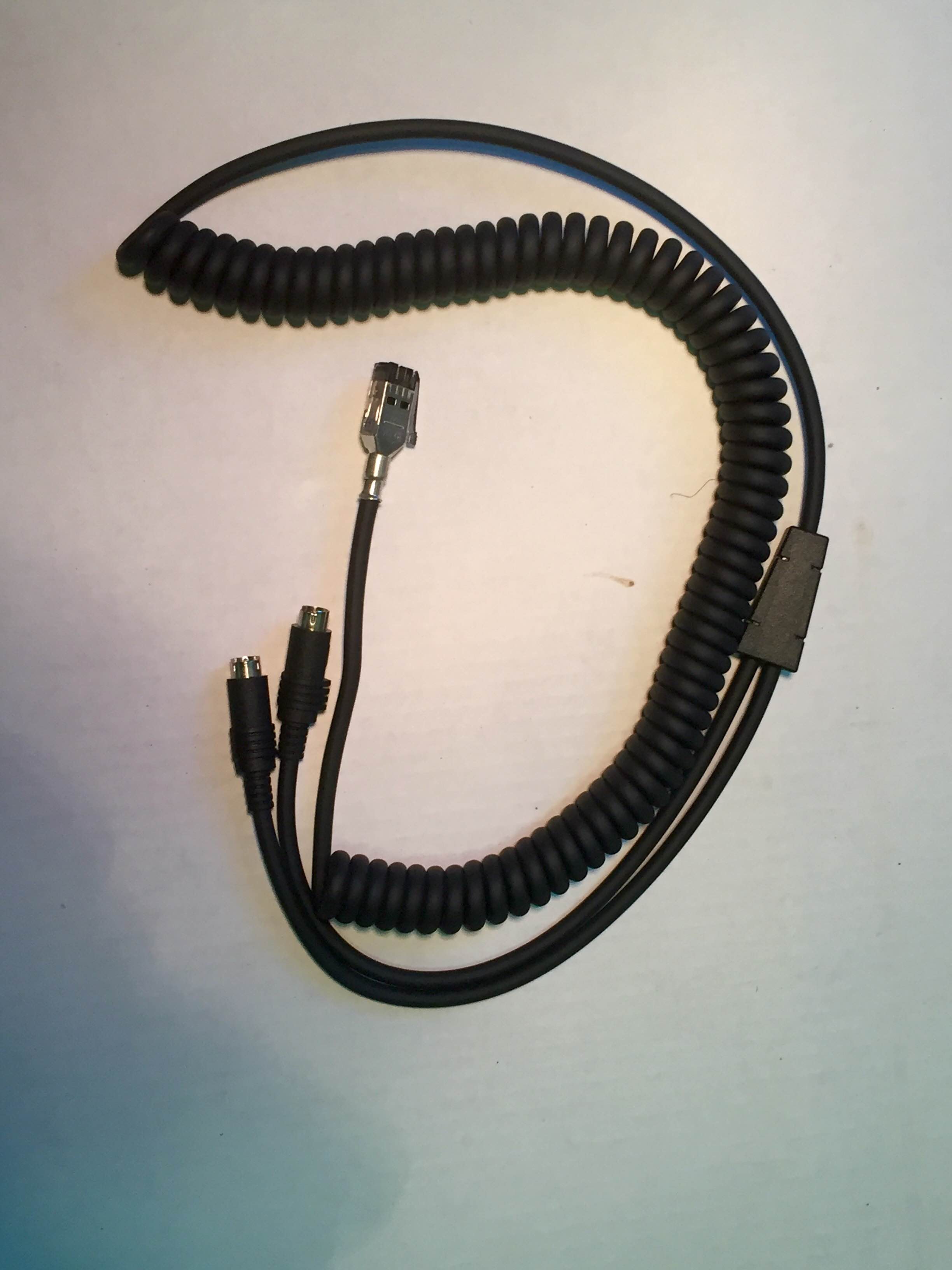 Detachable Y Cable - Black